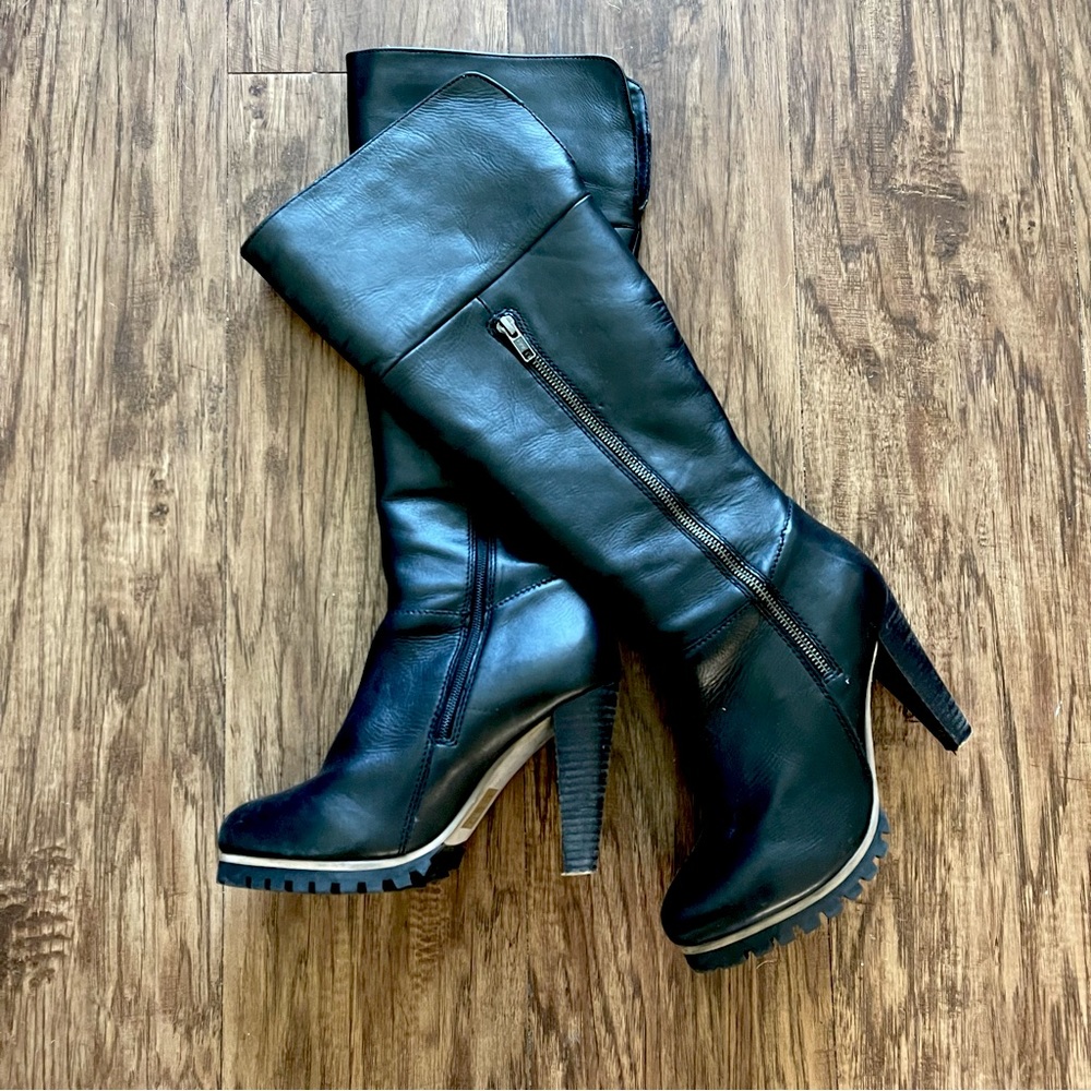Black Leather Steve Madden ”Kazzi” Knee High Boots Size 8